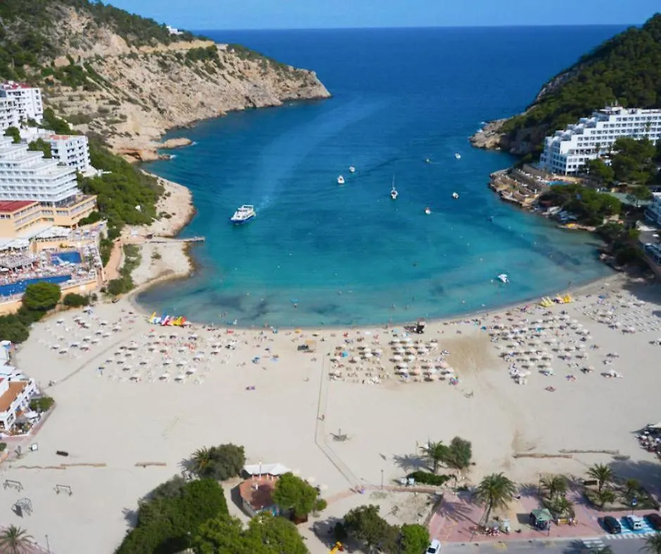 7 Bedroom Villa With Pool - 5Mins Walk To Cala Llonga Beach - Can Ramon Spain