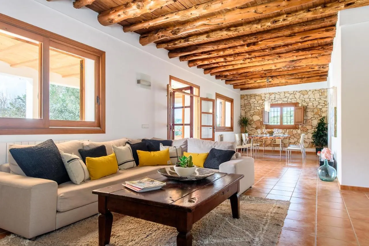 7 Bedroom Villa With Pool - 5Mins Walk To Cala Llonga Beach - Can Ramon Spanien