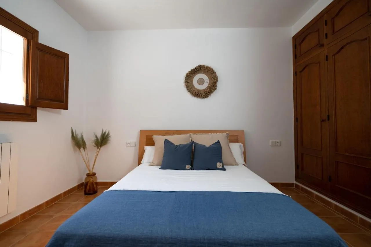 7 Bedroom Villa With Pool - 5Mins Walk To Cala Llonga Beach - Can Ramon Spanien